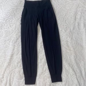 lululemon joggers